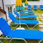 слънчев рай Guest house Marchevo